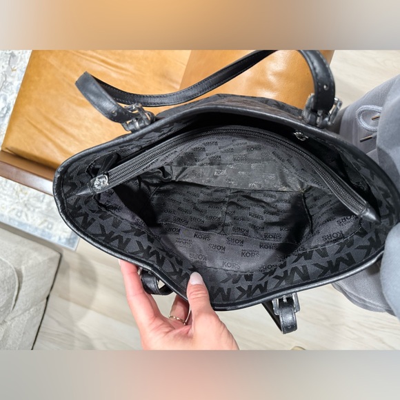Michael Kors Black MK Logo Tote Bag - Picture 4 of 7